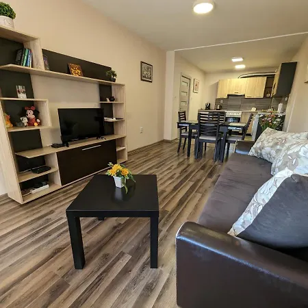 Emalena Apartment *